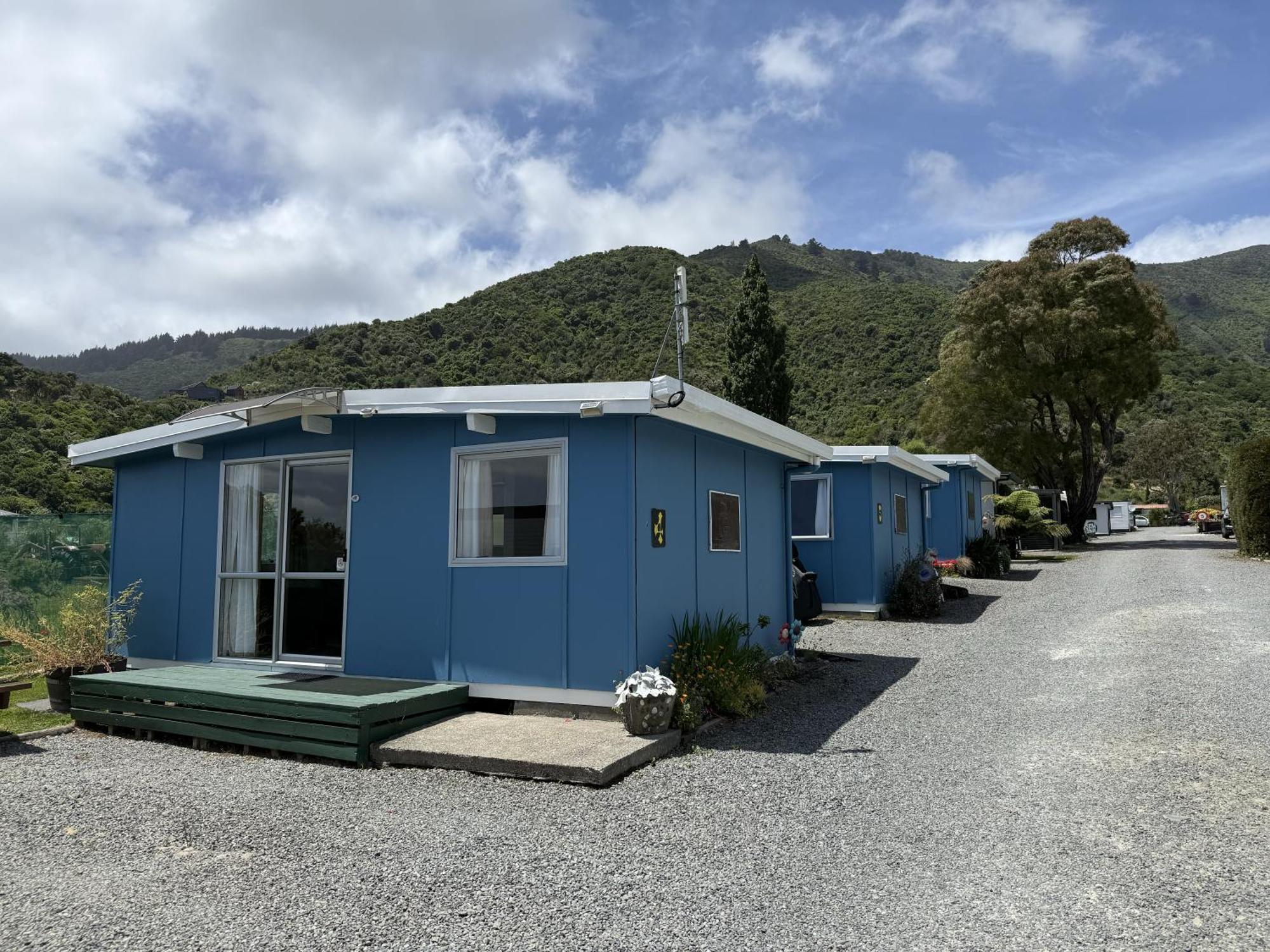 Picton'S Waikawa Bay Holiday Park Hotel Exterior photo