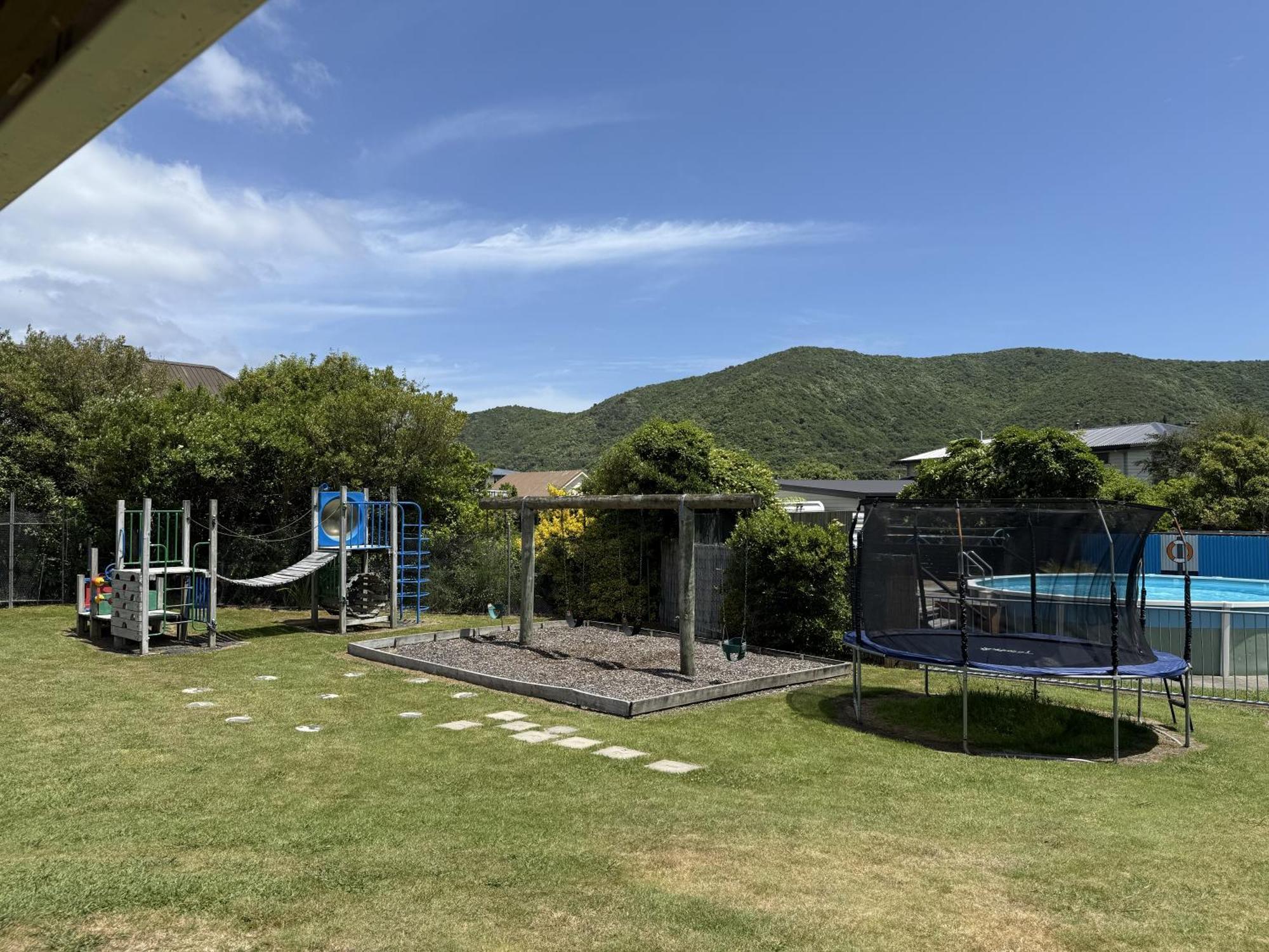 Picton'S Waikawa Bay Holiday Park Hotel Exterior photo